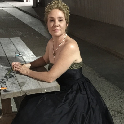 Megan Follows profile Photo