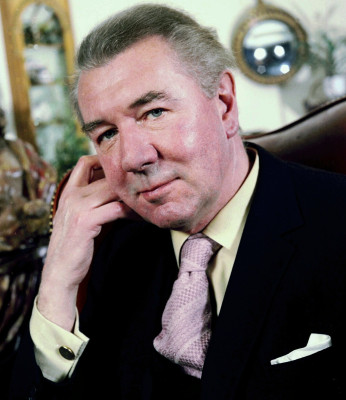 Michael Redgrave profile Photo