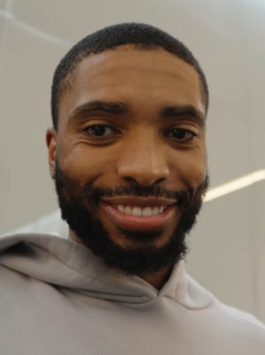 Mikal Bridges profile Photo