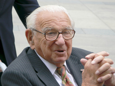 Nicholas Winton profile Photo