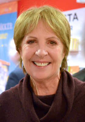 Penelope Wilton profile Photo