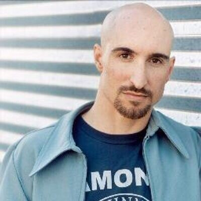 Scott Menville profile Photo