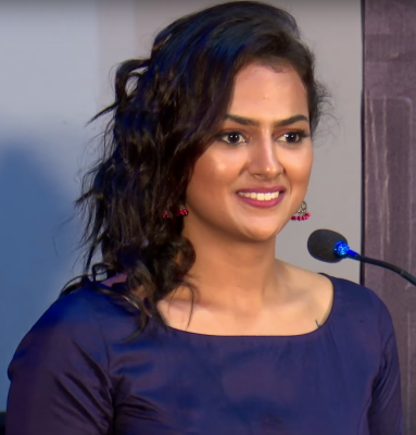 Shraddha Srinath profile Photo
