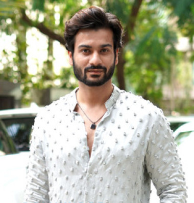 Sunny Kaushal profile Photo