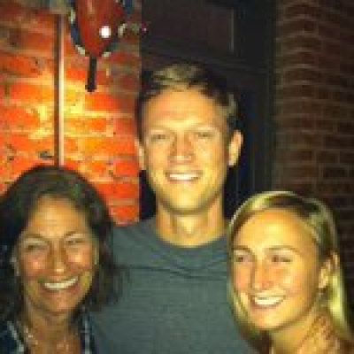 Tommy Vietor profile Photo