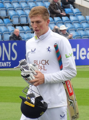 Zak Crawley profile Photo