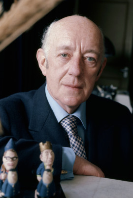 Alec Guinness profile Photo