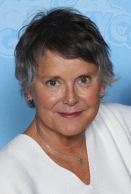 Amanda Bearse profile Photo