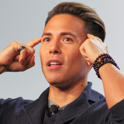 Apolo Ohno profile Photo
