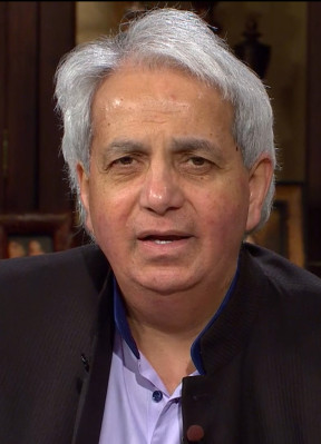 Benny Hinn profile Photo