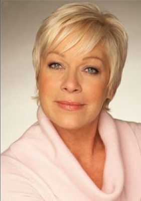 Denise Welch profile Photo
