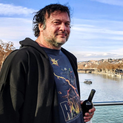 Devon Larratt profile Photo
