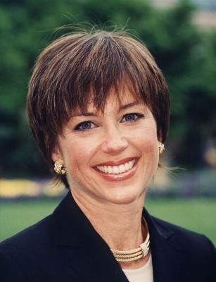 Dorothy Hamill profile Photo