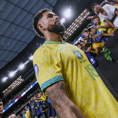 Douglas Luiz profile Photo
