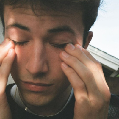 Dylan Minnette profile Photo