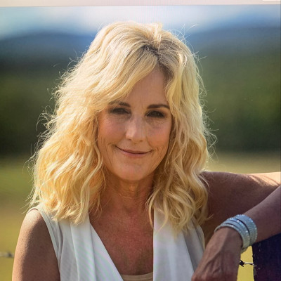 Erin Brockovich profile Photo