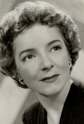 Helen Hayes profile Photo