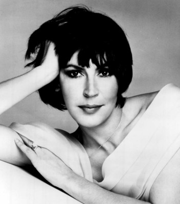 Helen Reddy profile Photo