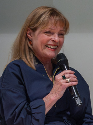 Janet Ellis profile Photo