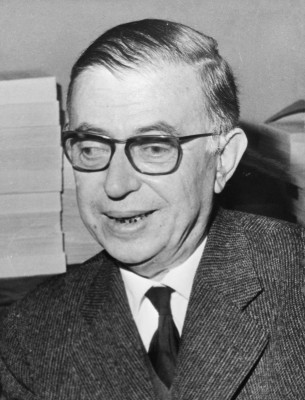Jean-Paul Sartre profile Photo