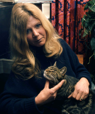 Jilly Cooper profile Photo