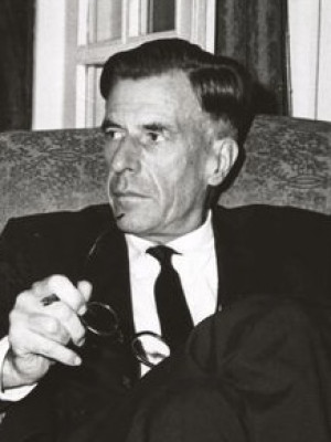 John Kenneth Galbraith profile Photo