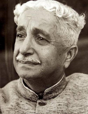 Kuvempu profile Photo