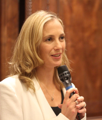 Lauren Weisberger profile Photo