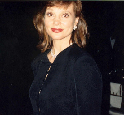 Leigh Taylor-Young profile Photo