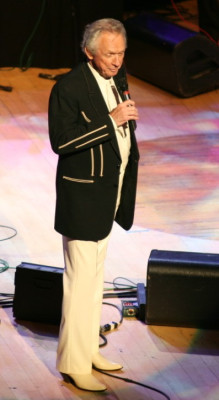 Mel Tillis profile Photo
