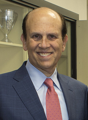 Michael Milken profile Photo