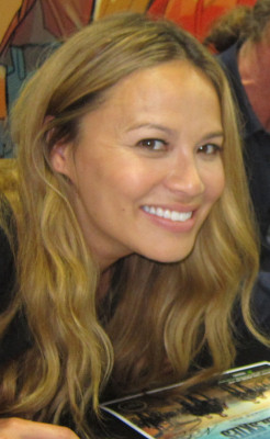 Moon Bloodgood profile Photo