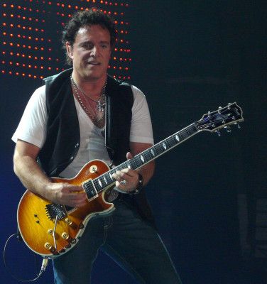 Neal Schon profile Photo