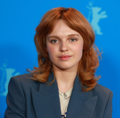 Odessa Young profile Photo
