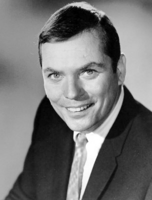 Peter Marshall (entertainer) profile Photo