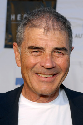 Robert Forster profile Photo