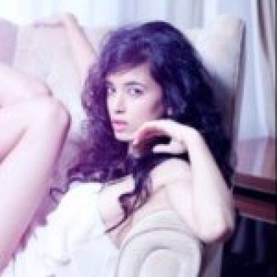 Saba Azad profile Photo