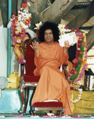 Sathya Sai Baba profile Photo