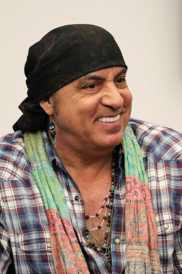 Steven Van Zandt profile Photo