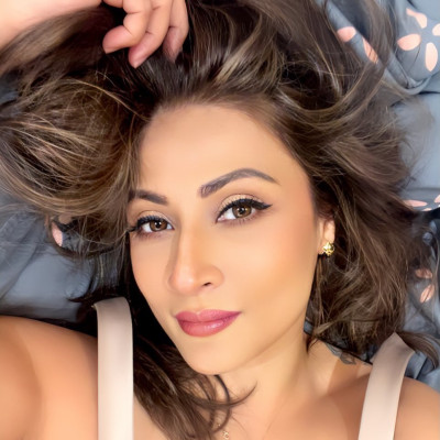 Urvashi Dholakia profile Photo