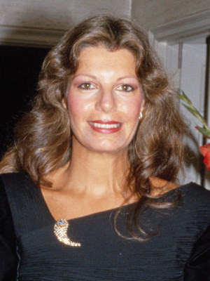 Yasmin Aga Khan profile Photo