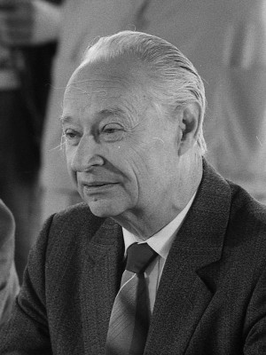 Alexander Dubček profile Photo