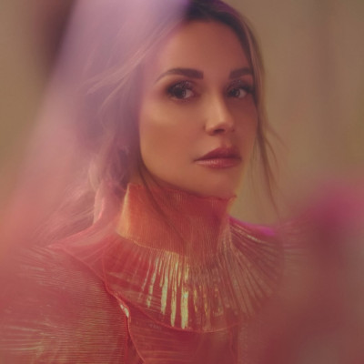Carly Pearce profile Photo