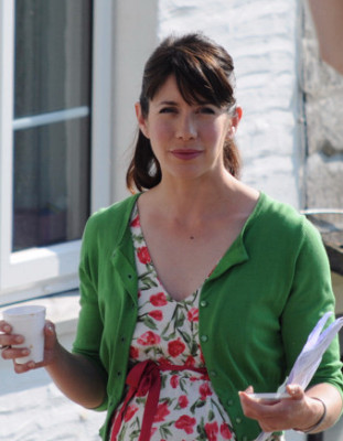 Caroline Catz profile Photo
