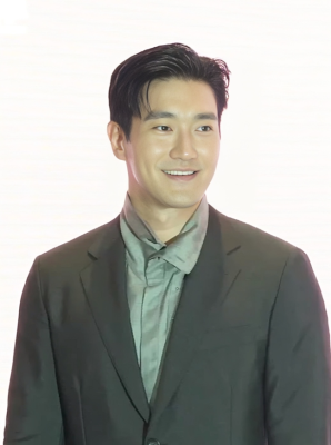 Choi Si-won profile Photo