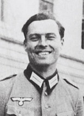 Claus von Stauffenberg profile Photo