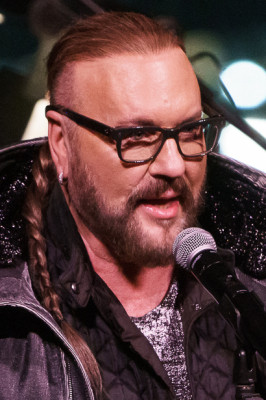 Desmond Child profile Photo