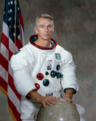 Gene Cernan profile Photo