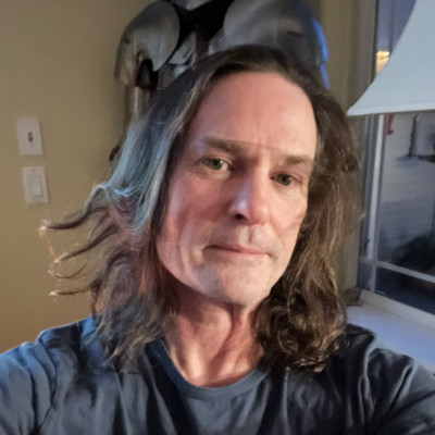 Henry Thomas profile Photo