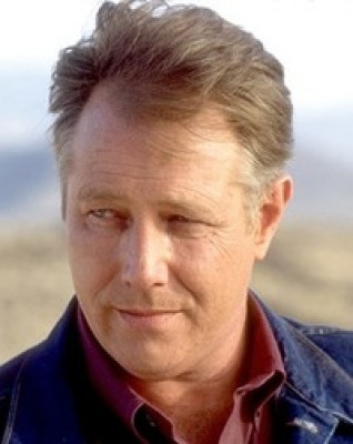 J. T. Walsh profile Photo